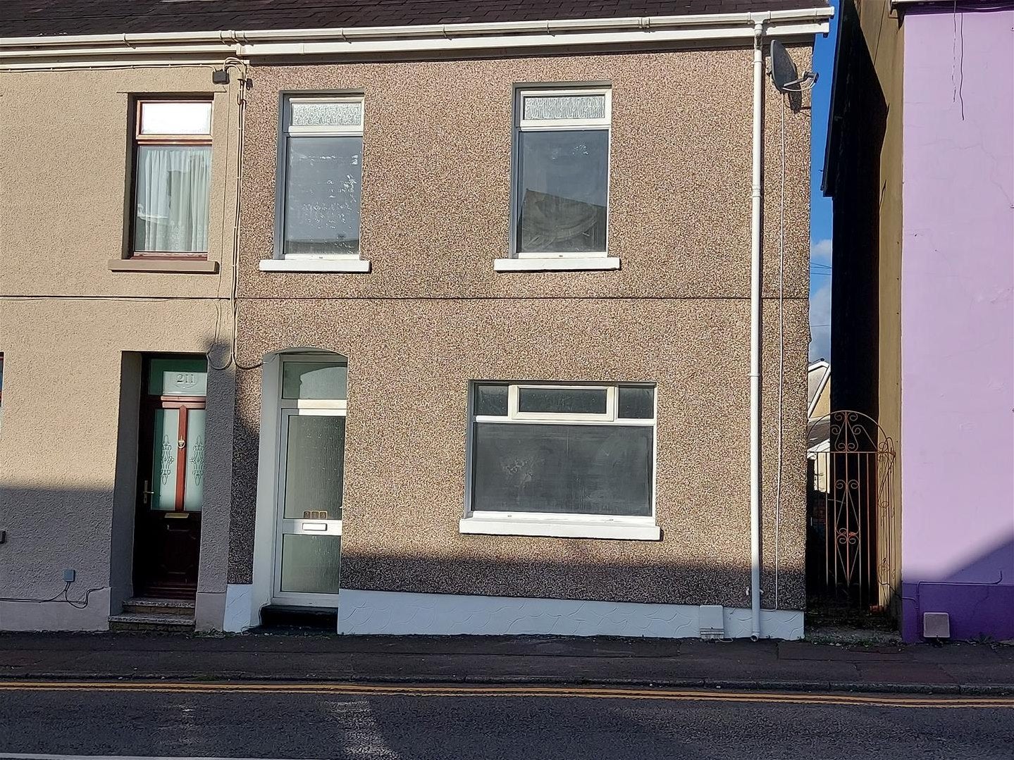 House St Teilo Street in Pontarddulais