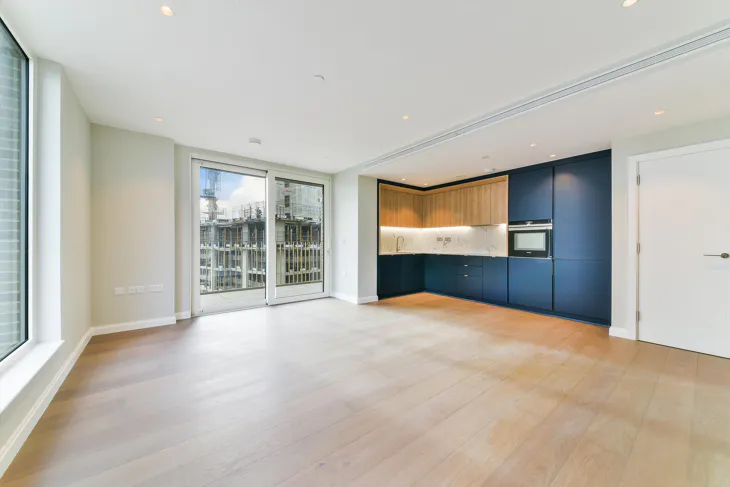 Flat Kennington Lane in Greater London