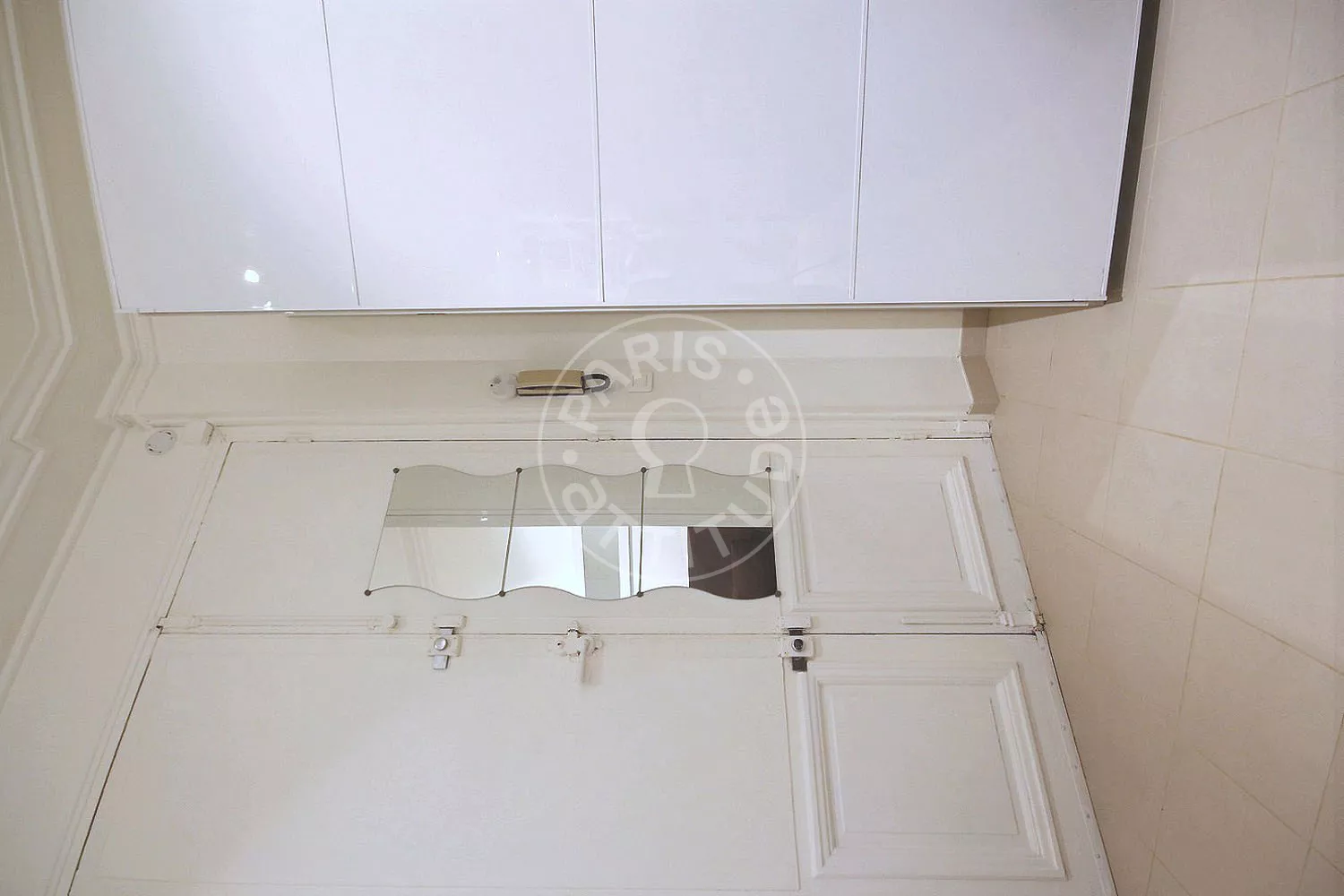 Flat Rue Eugène Carrière in Paris