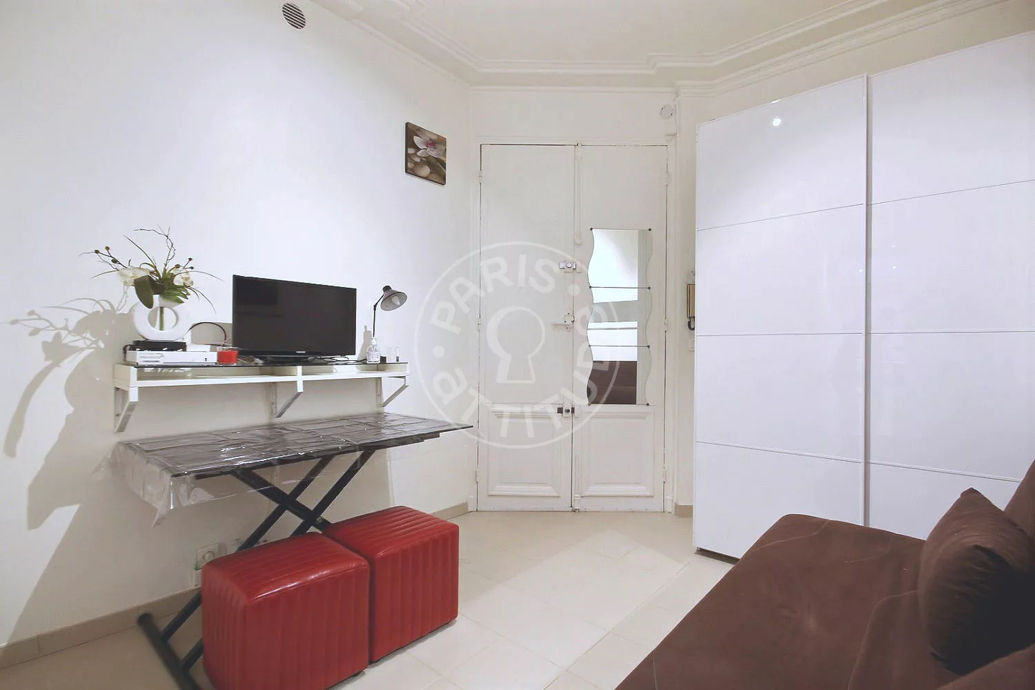 Flat Rue Eugène Carrière in Paris