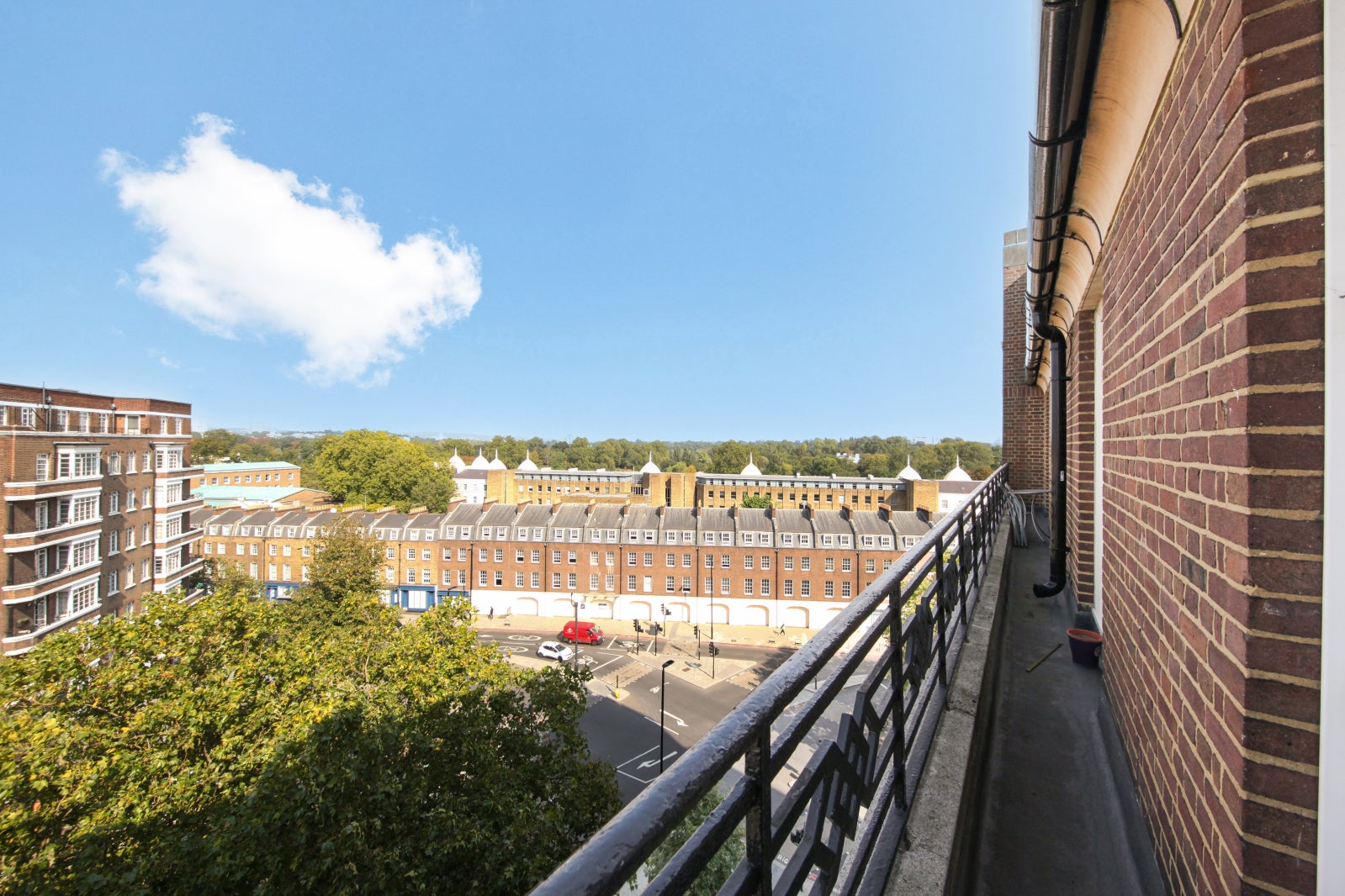 Flat Huntsworth Mews North in City of Westminster