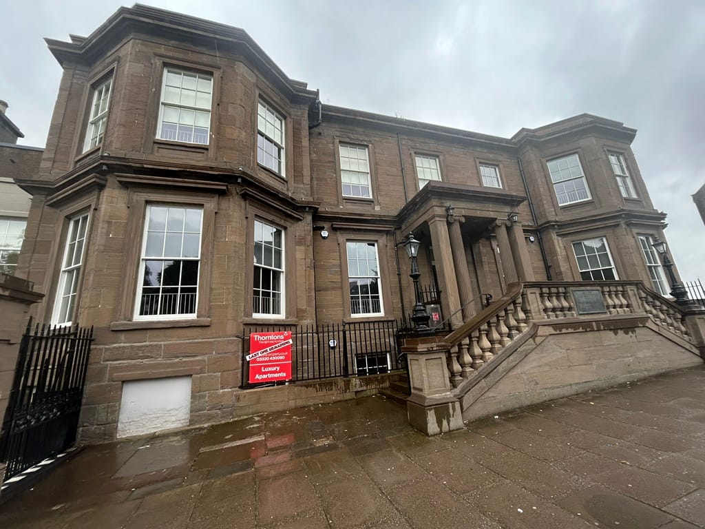 Flat Nethergate in Dundee