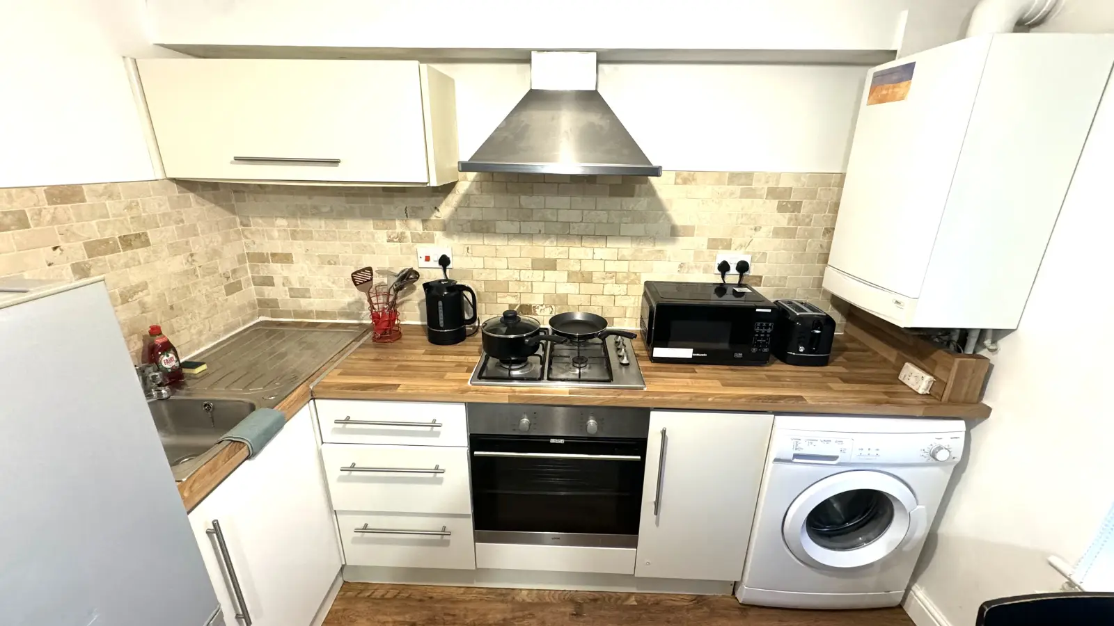 Flat Lillie Road in Greater London
