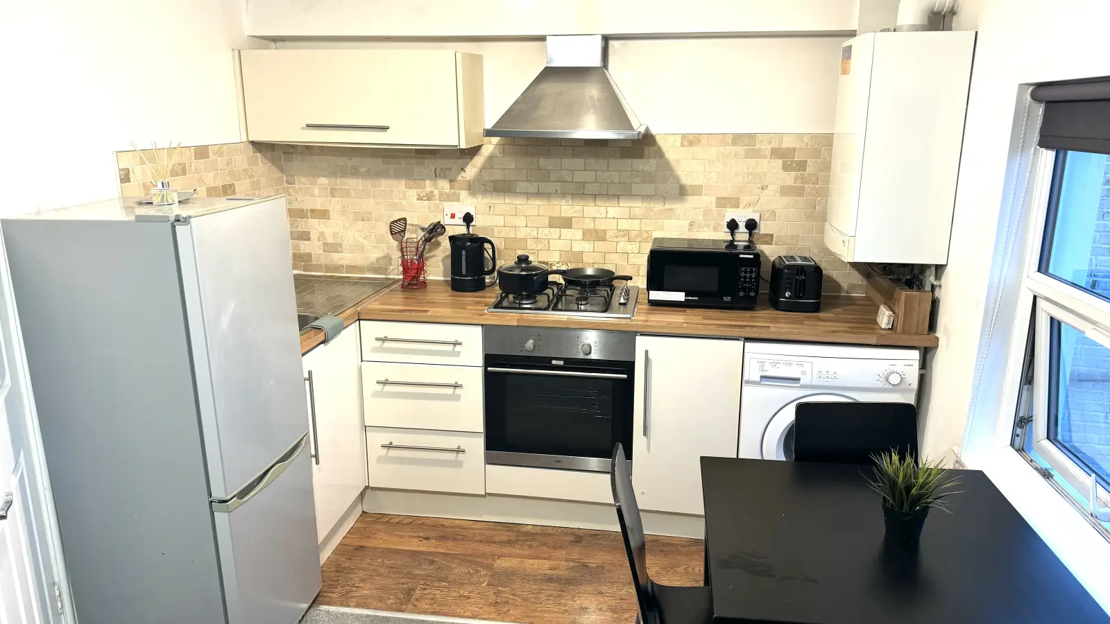 Flat Lillie Road in Greater London