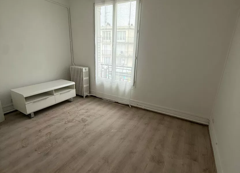 Flat Avenue Henri Barbusse in Drancy