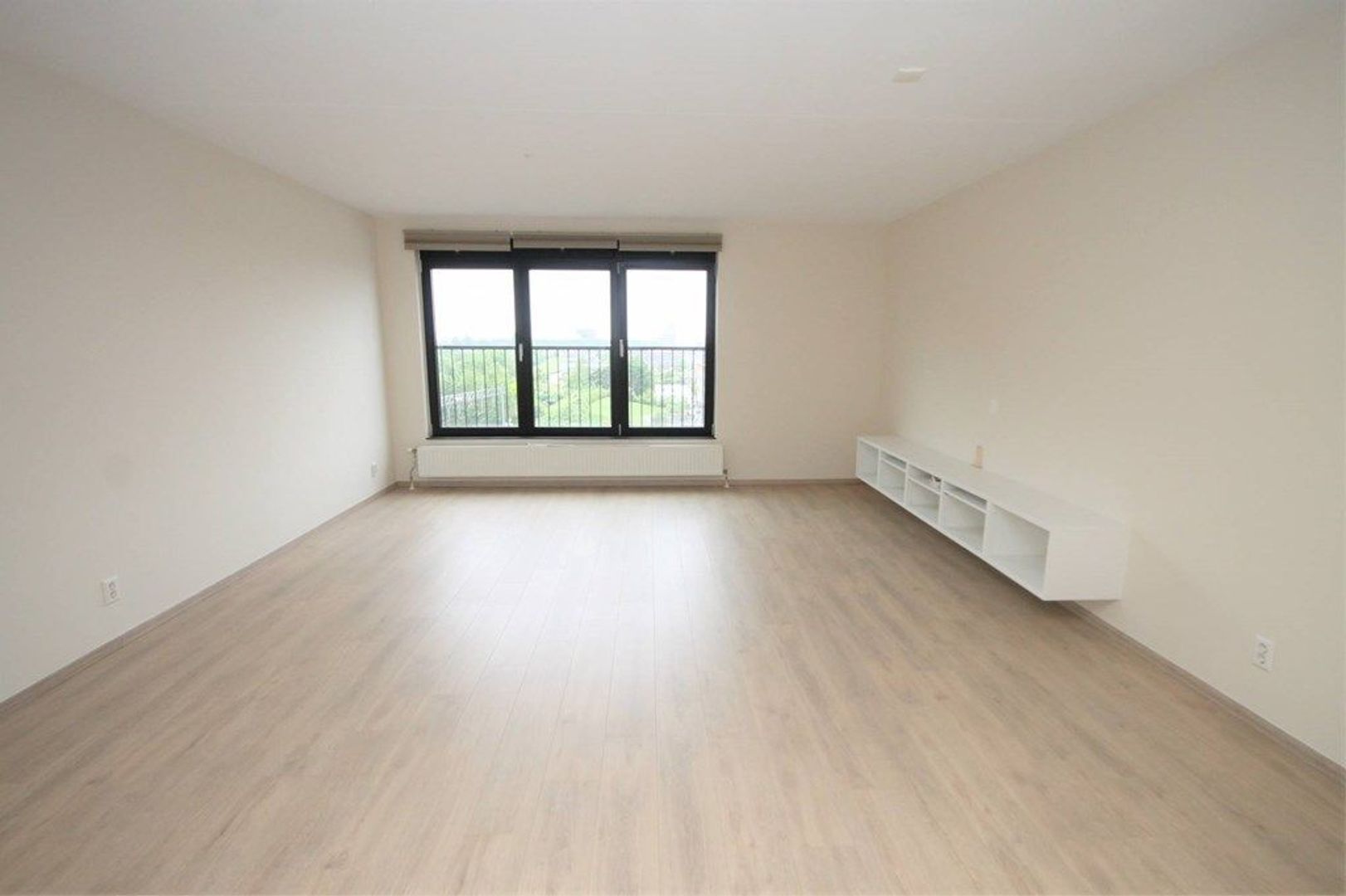 Appartement Simon Carmiggelthof 95 in Den Haag