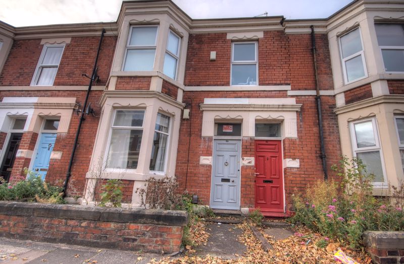 Flat Deuchar Street in Newcastle upon Tyne