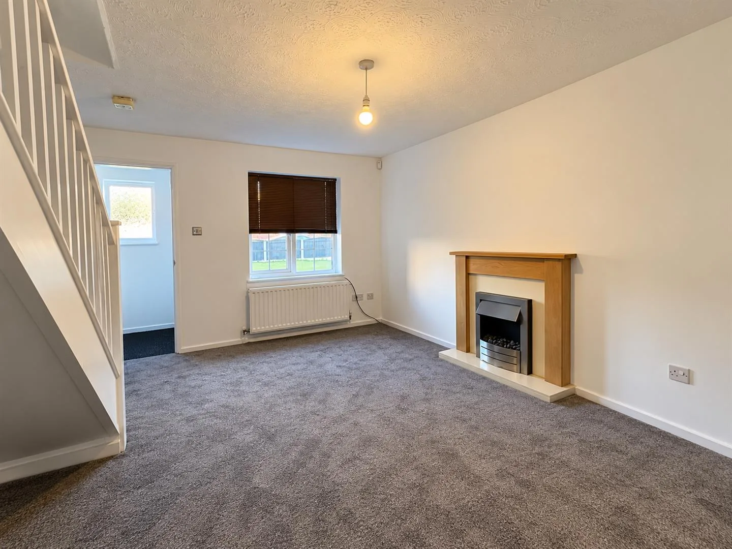 Flat Blackthorne Drive in Nottingham