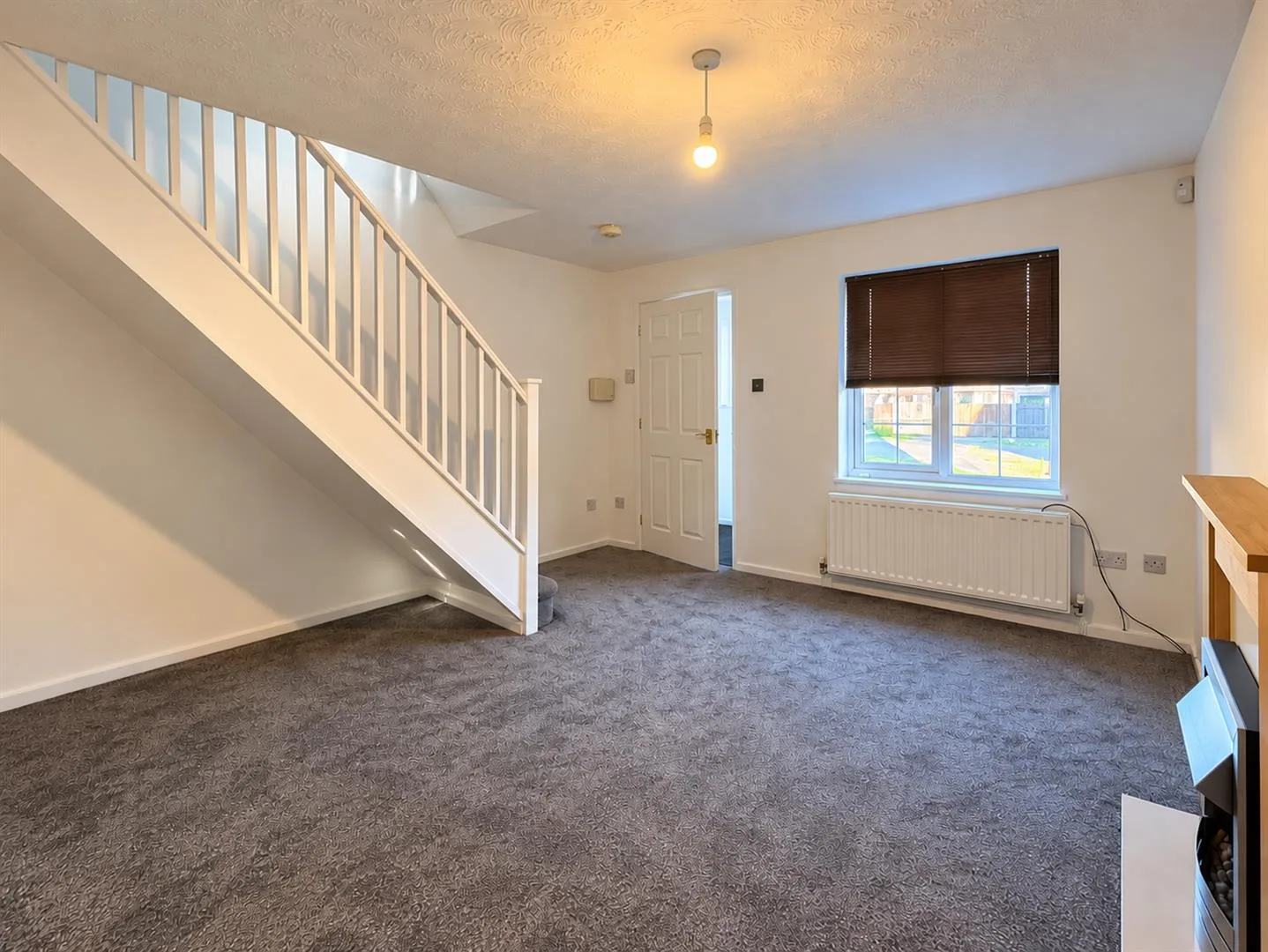 Flat Blackthorne Drive in Nottingham