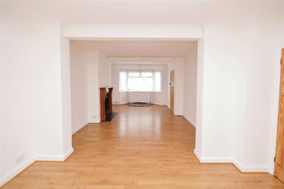House Hall Farm Drive in Greater London
