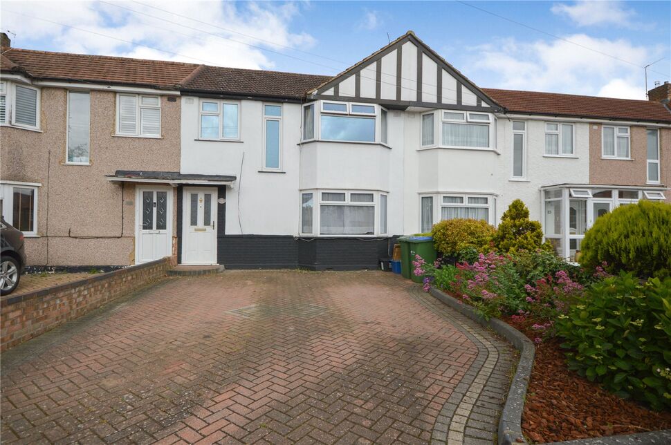 House Hall Farm Drive in Greater London