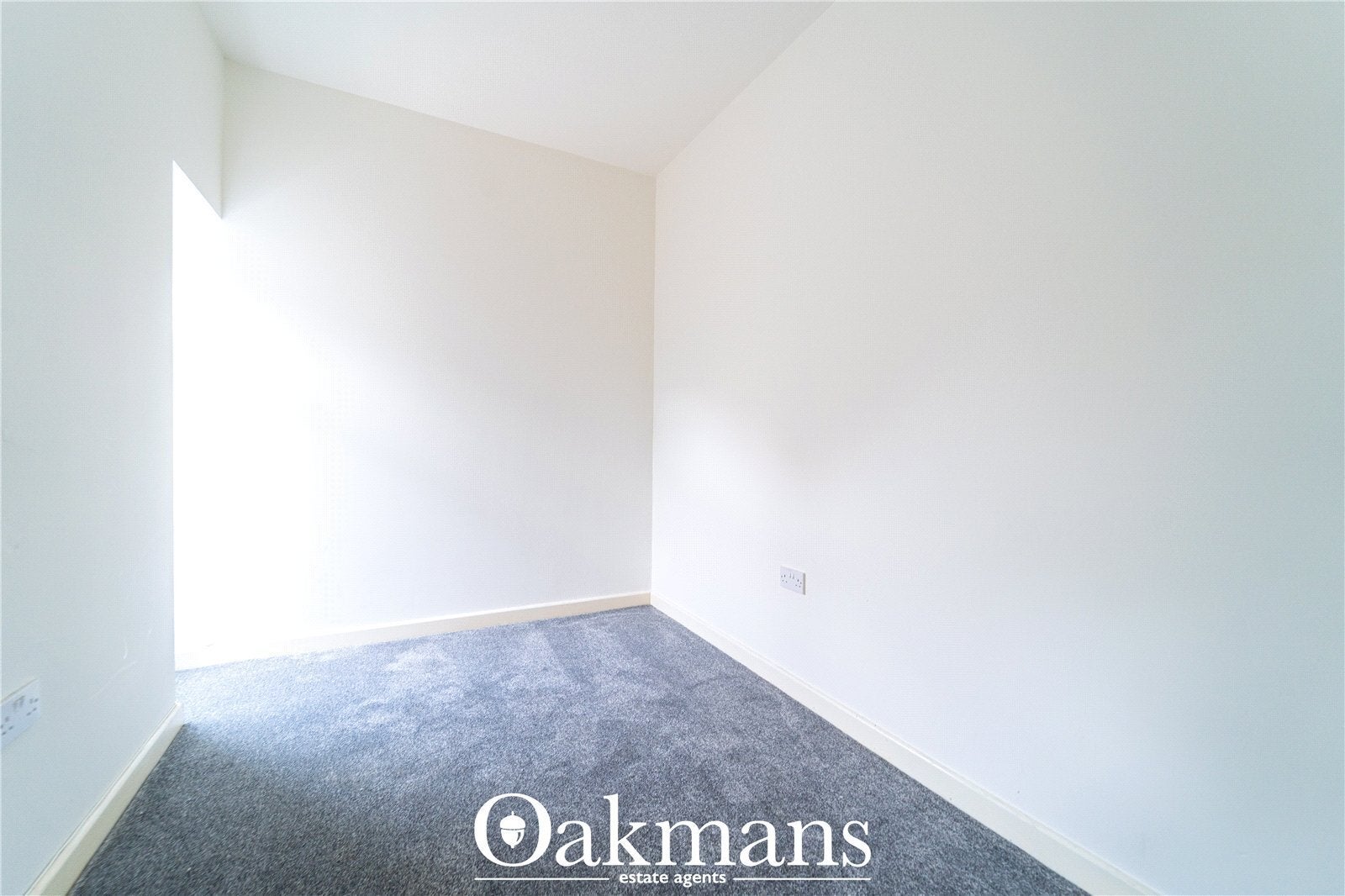 Flat Paradise Row in Bromsgrove