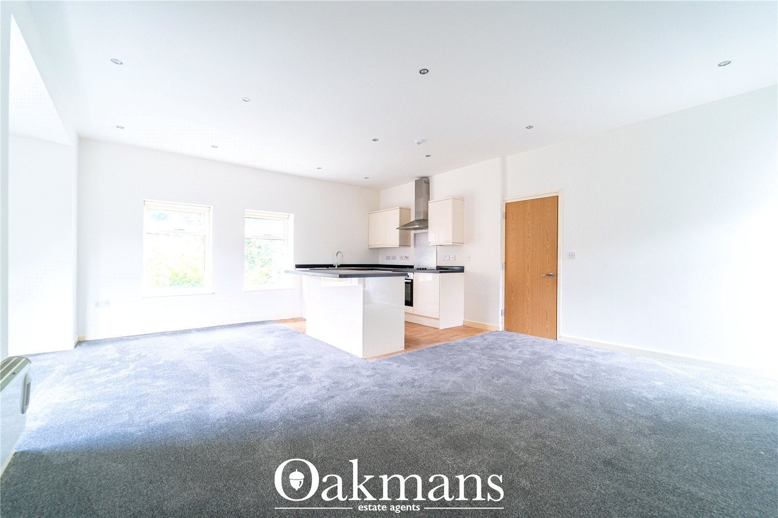 Flat Paradise Row in Bromsgrove