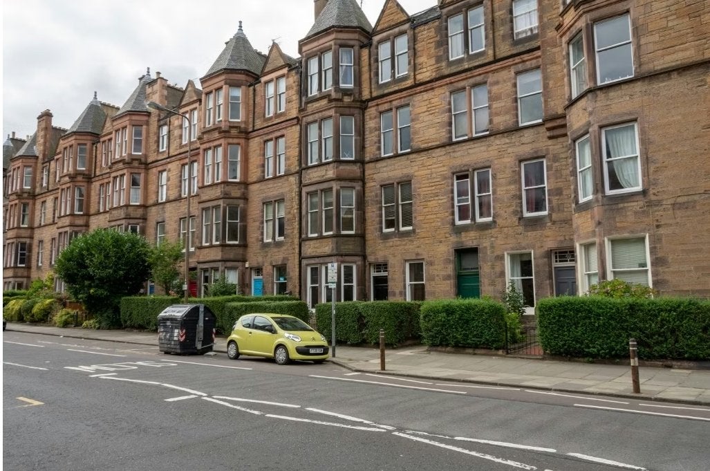Flat Marchmont Road in City of Edinburgh