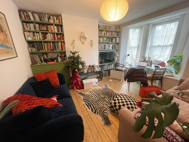 Room Millfields Road in Greater London