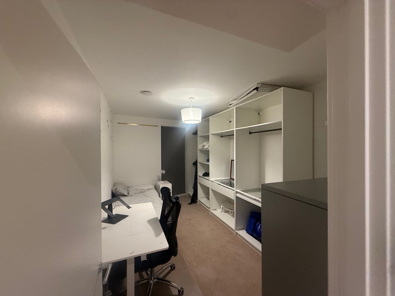 Room Rennie Street in Greater London