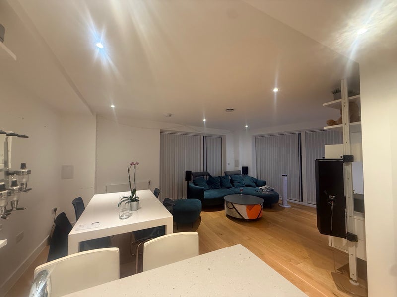Room Rennie Street in Greater London