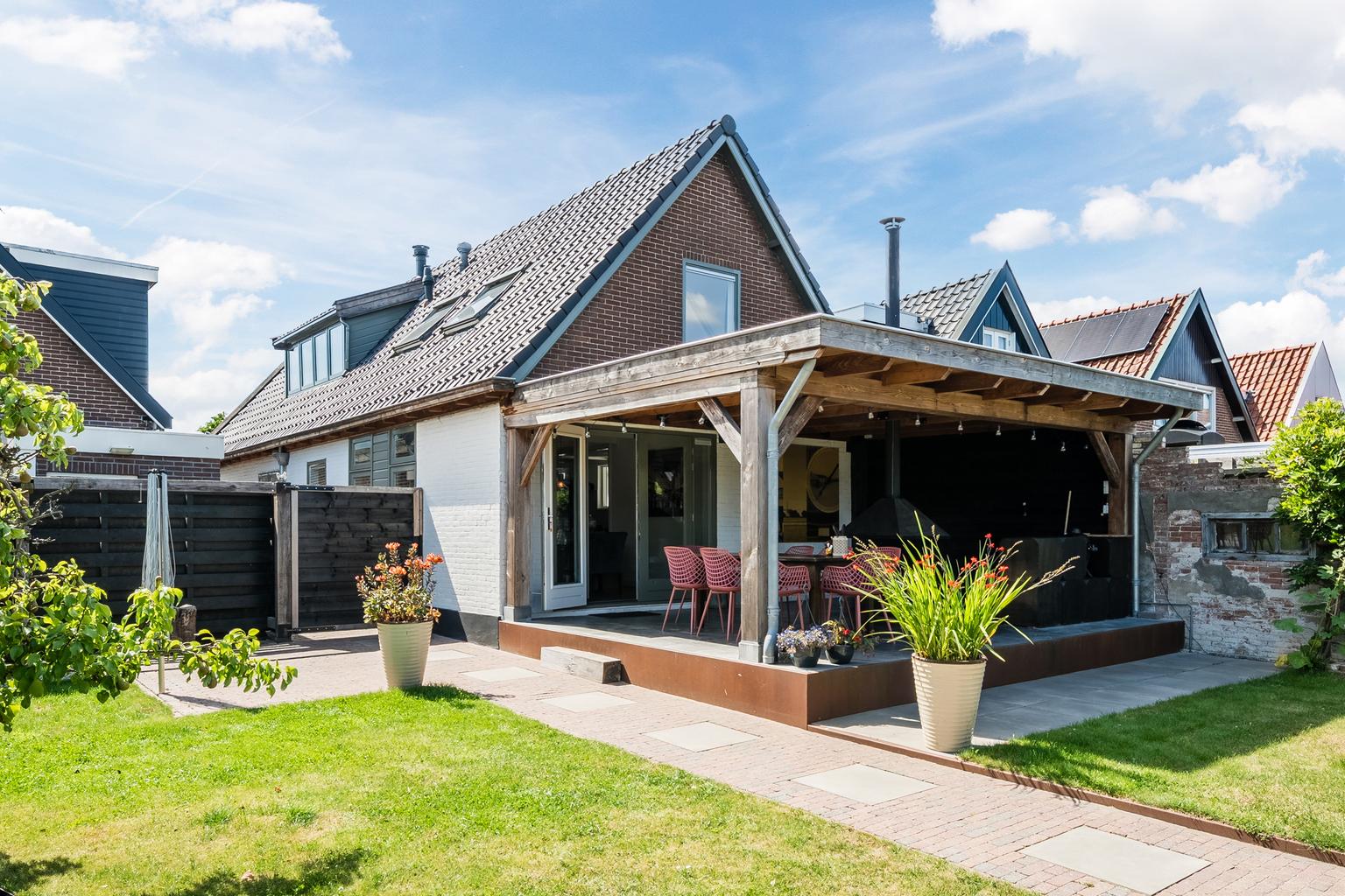 Huis Havenplein 6 in Broek op Langedijk