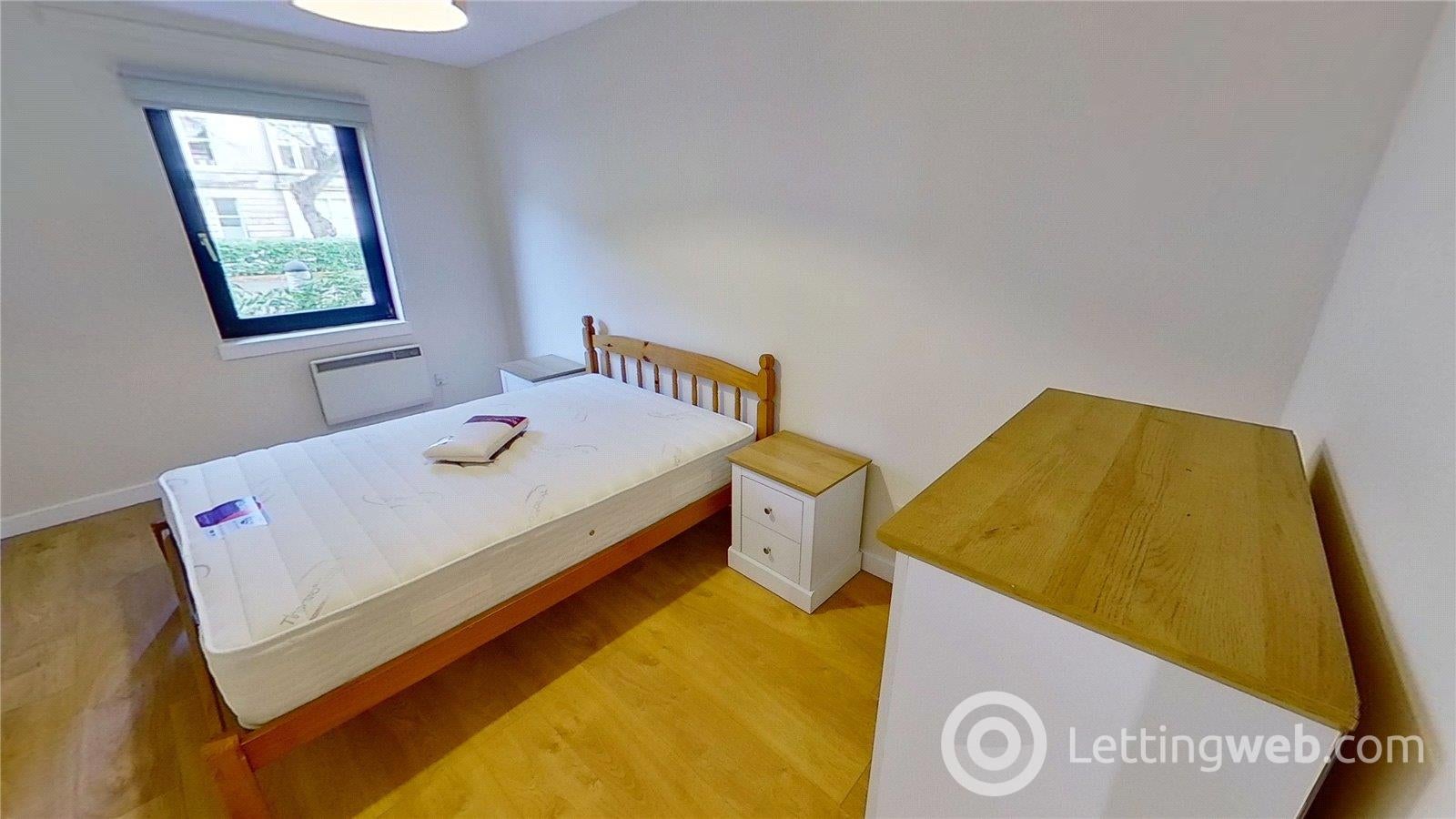 Flat Eyre Place in Edinburgh