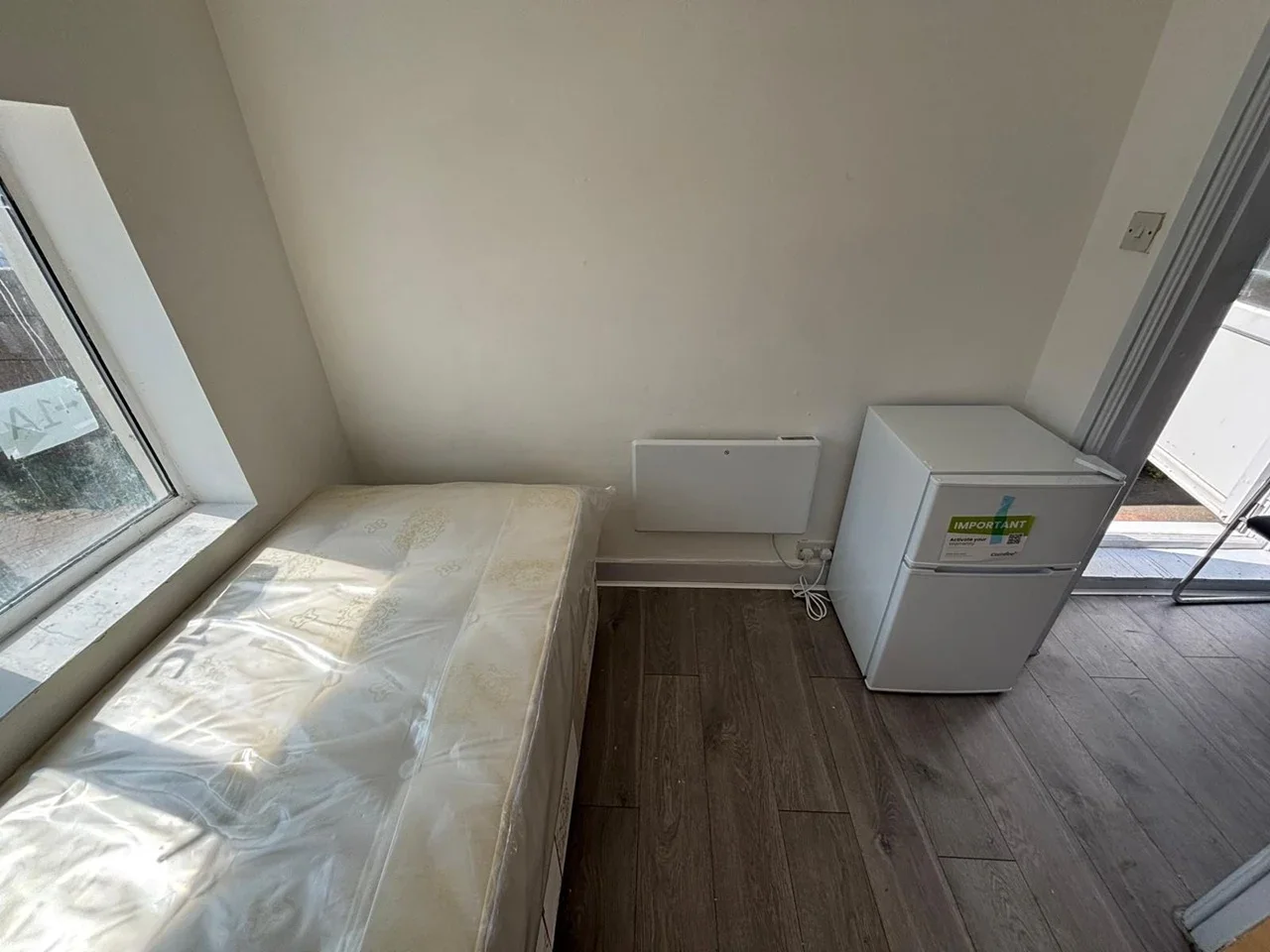 Flat Gledwood Drive in Greater London