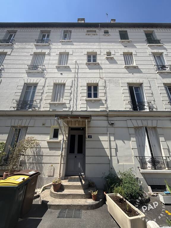 Flat Avenue du Mont-Blanc in Colombes