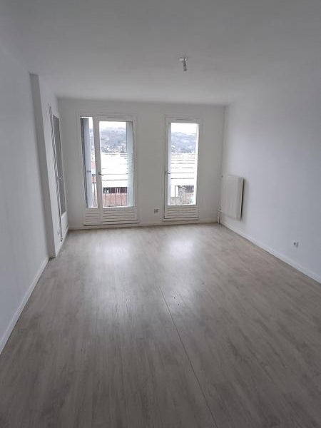 Appartement Rue Rodolphe Guilland à Saint-Marcellin