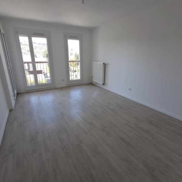 Flat Rue Rodolphe Guilland in Saint-Marcellin