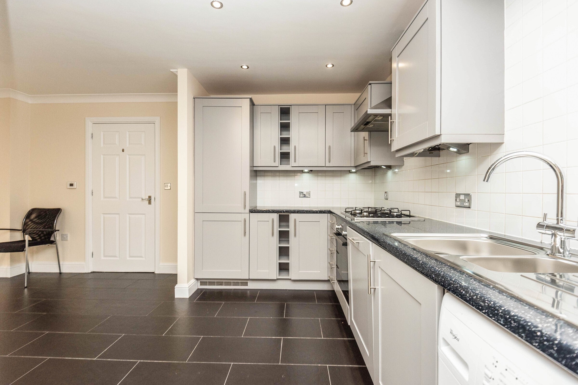 House Westhill Close in Birmingham