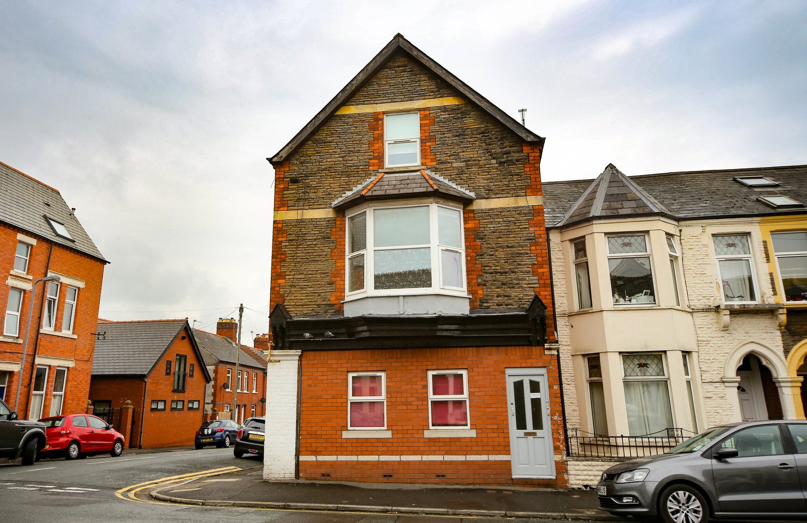 Flat Monthermer Road in Cardiff