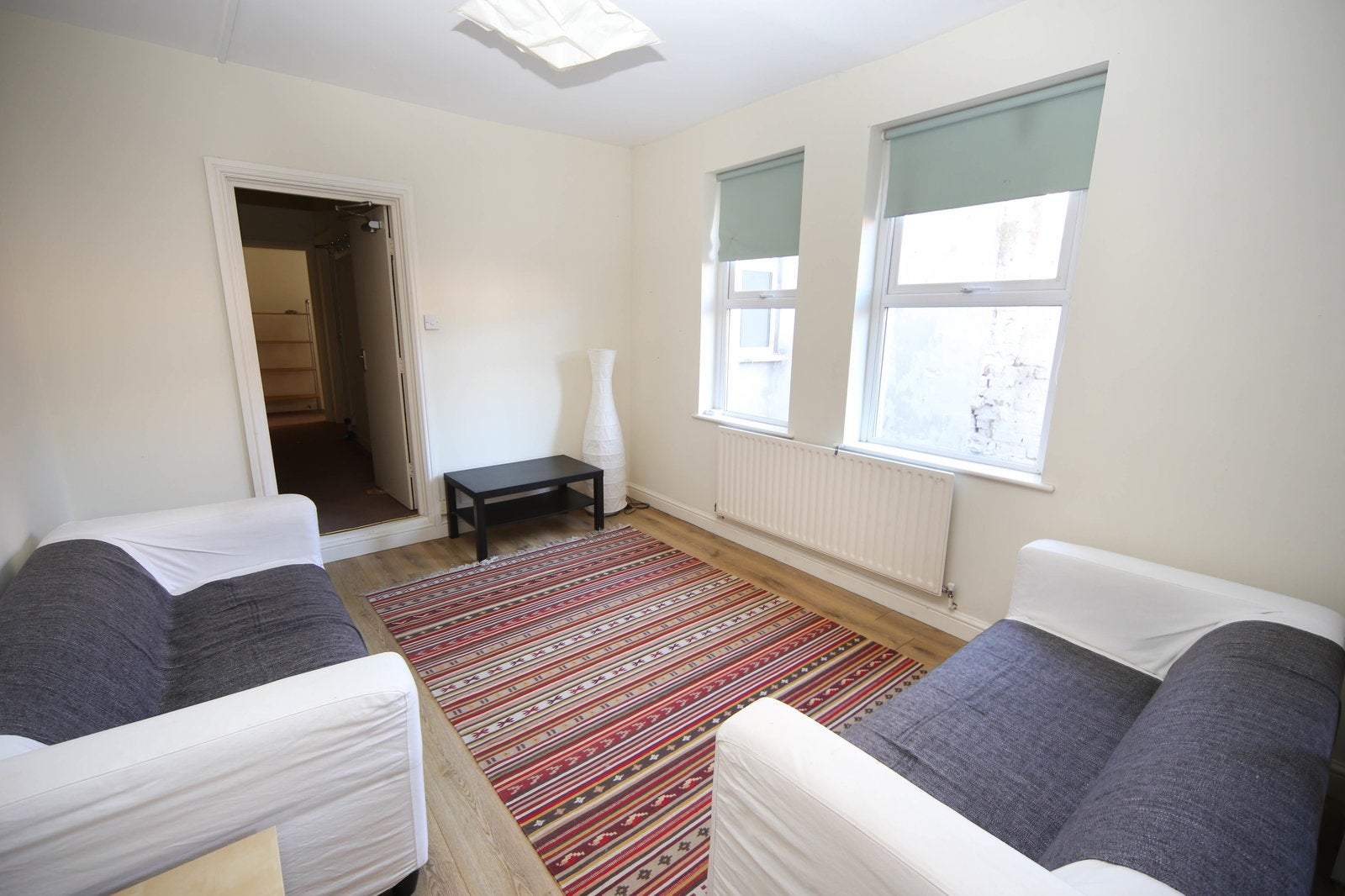 Flat Monthermer Road in Cardiff