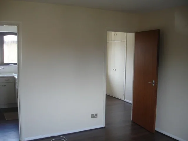 Flat George Street in Borough of Spelthorne