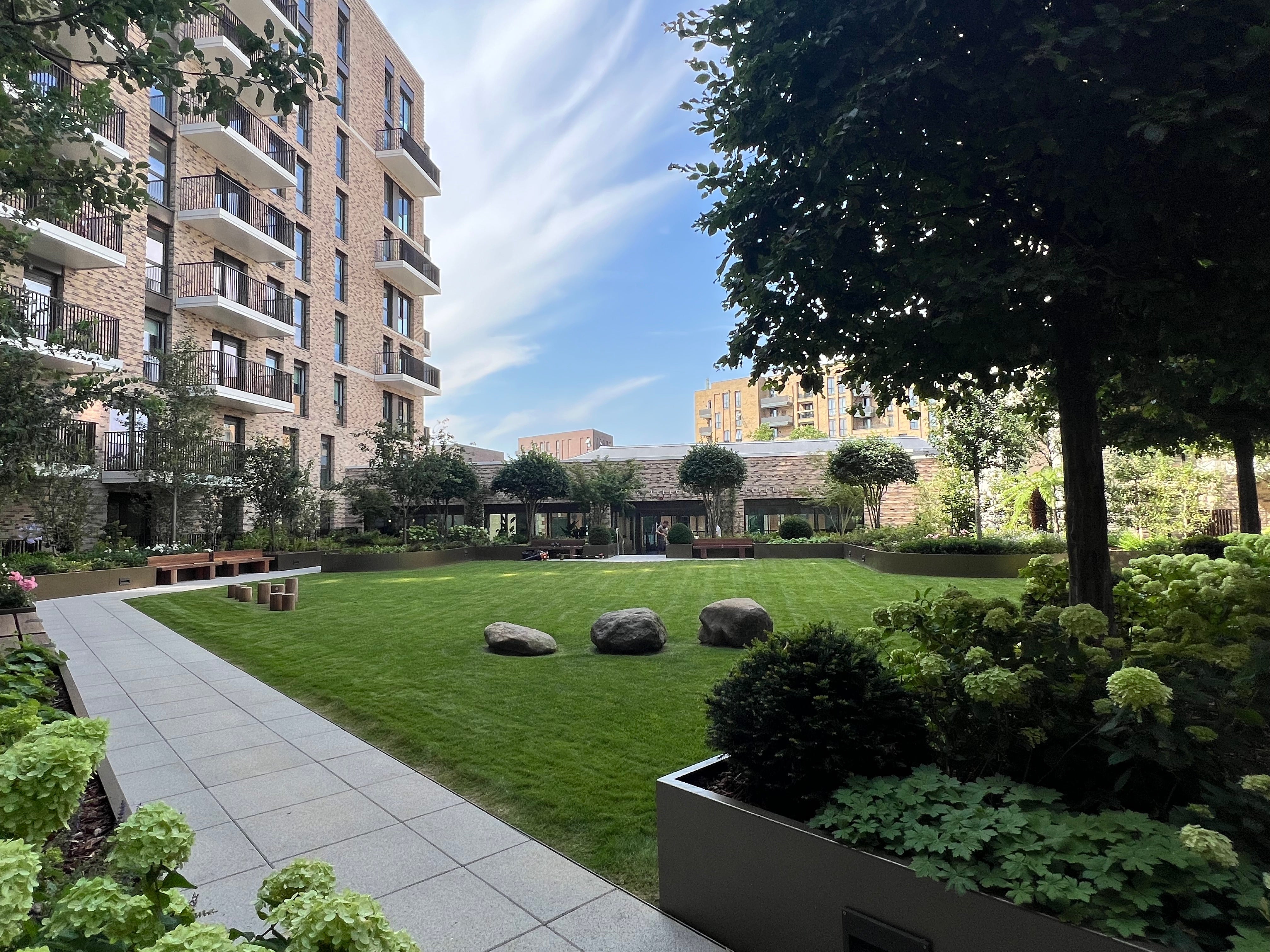 Flat Bow Common Lane in Greater London