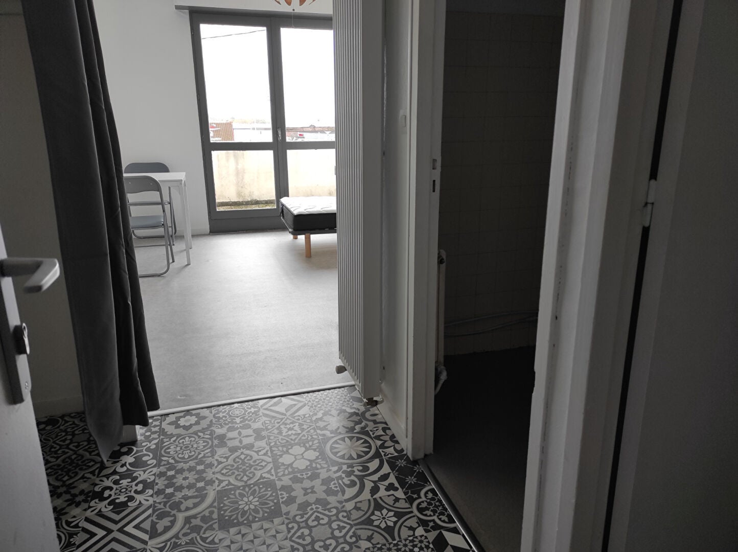 Flat Avenue Virecourt in Artigues-près-Bordeaux