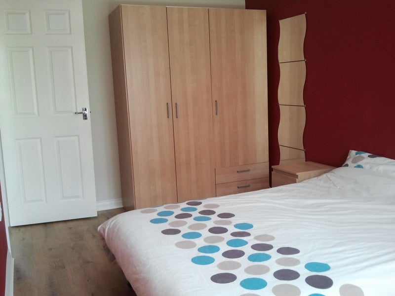 Room Snowberry Close in Bradley Stoke