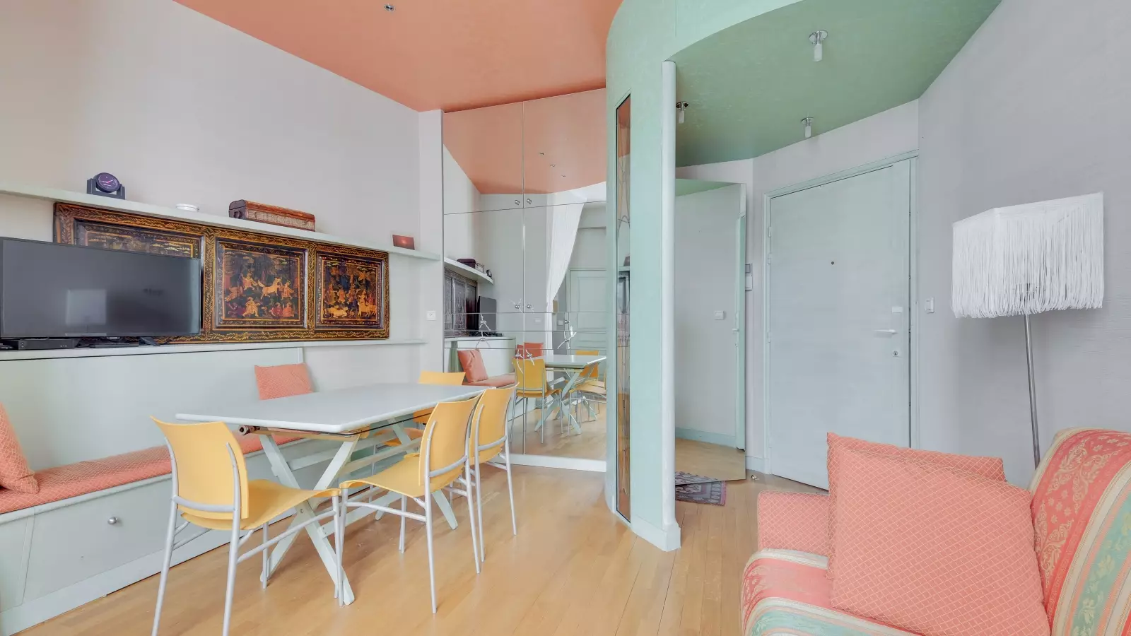 Appartement Rue Roquépine à Paris