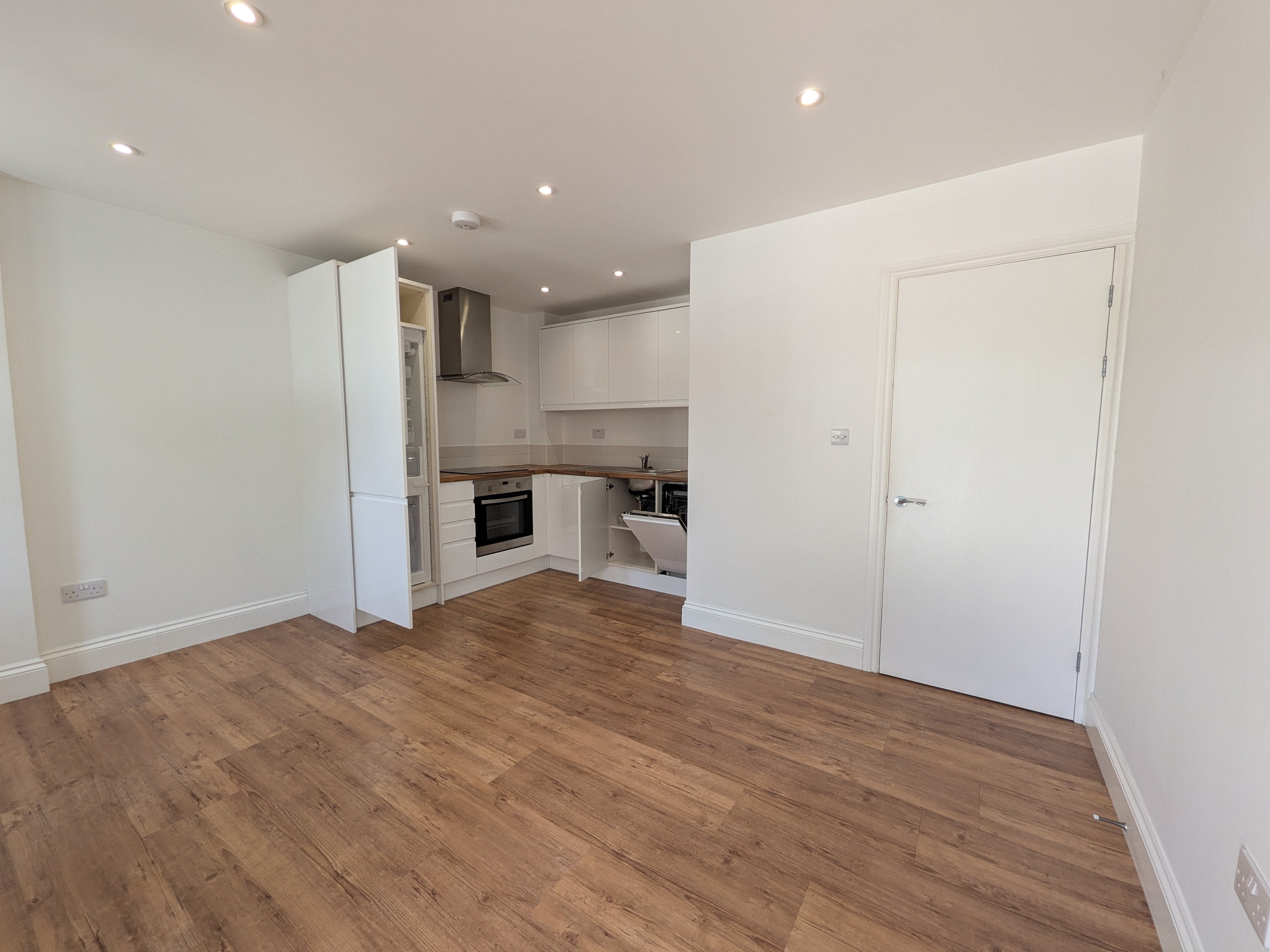 Flat Walton Street in Aylesbury