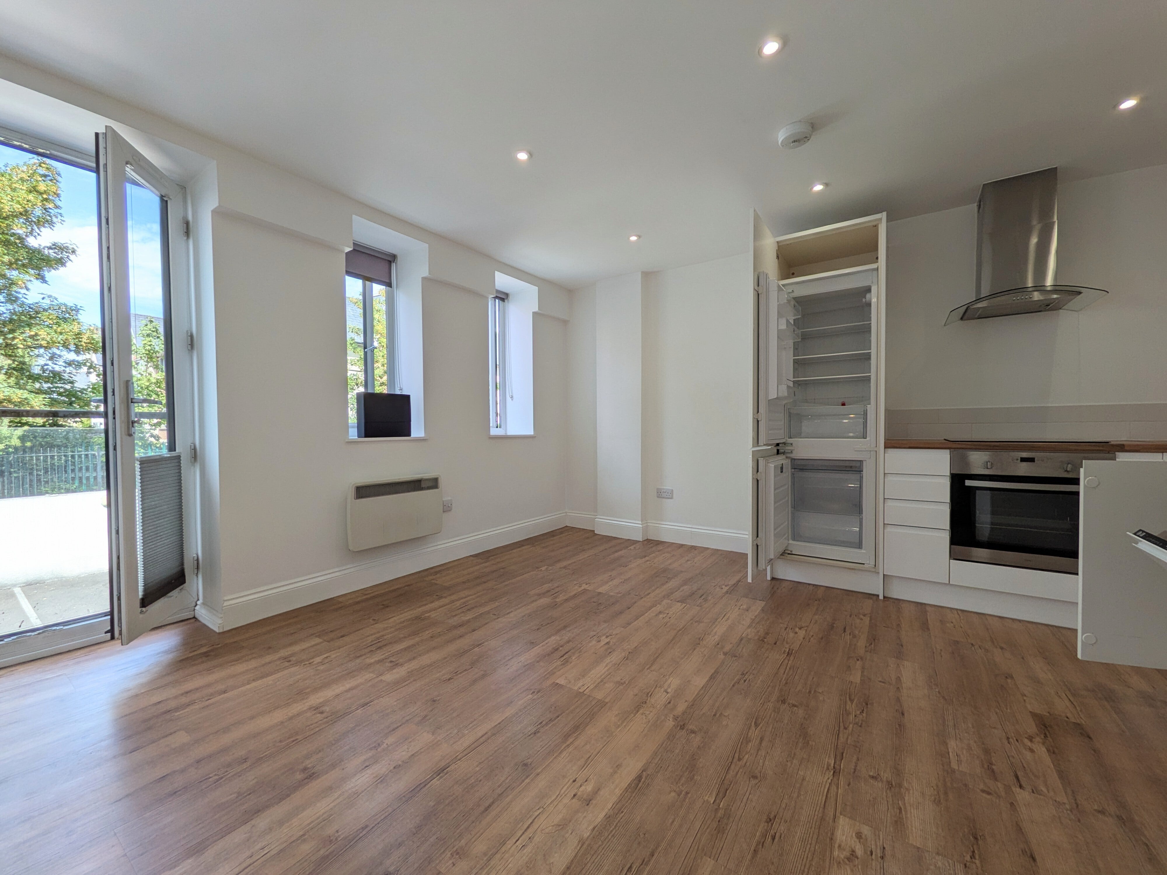 Flat Walton Street in Aylesbury