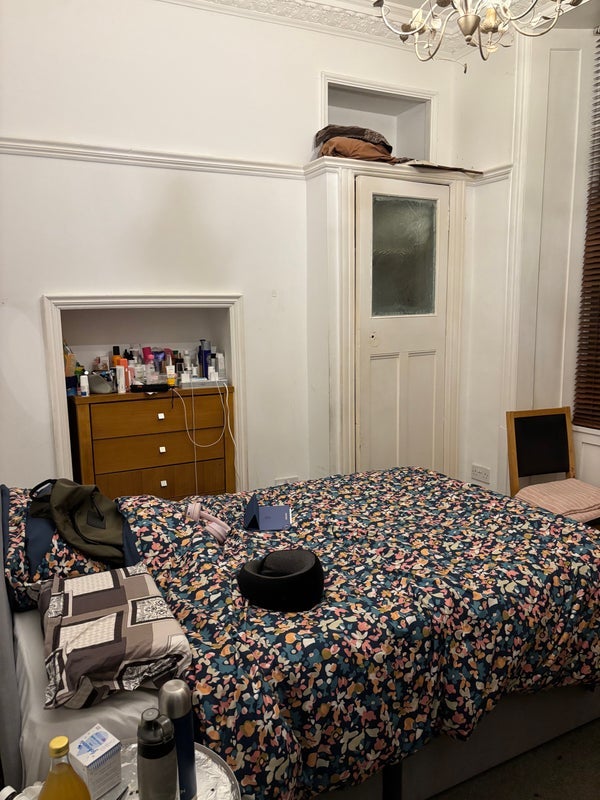 Room Craigpark Drive in Glasgow