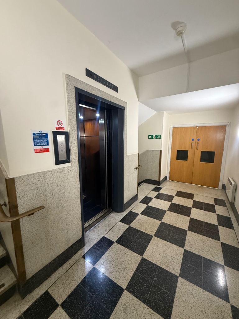 Flat Bedford Street in Leeds