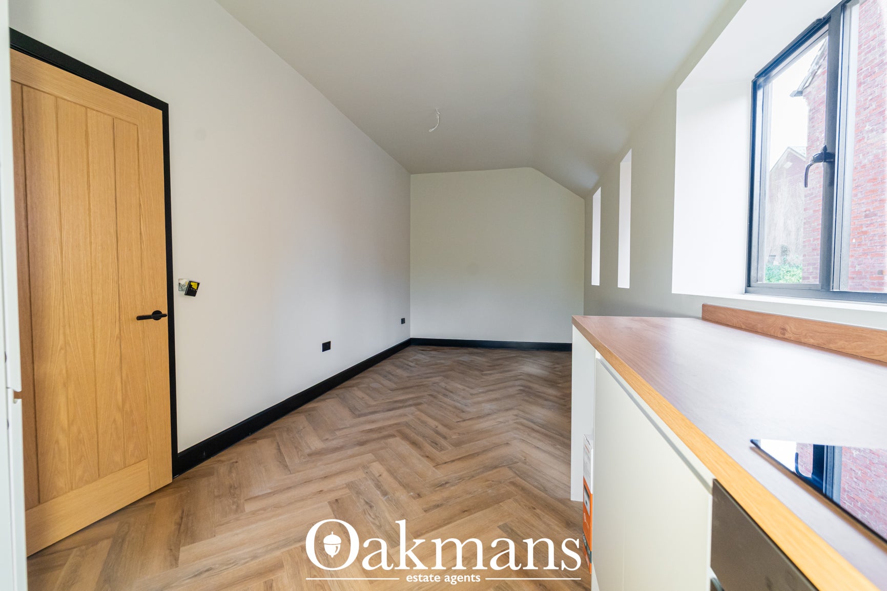 Flat Paradise Row in Bromsgrove