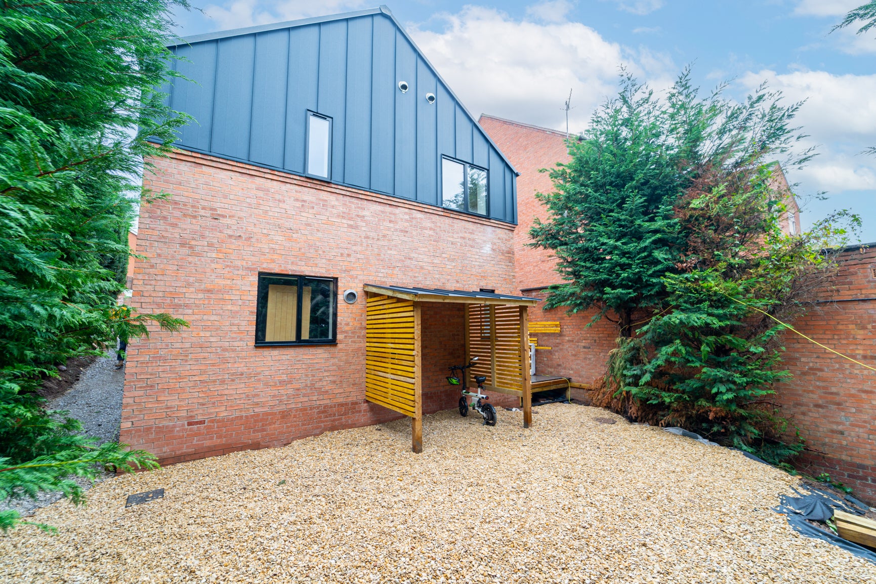 Flat Paradise Row in Bromsgrove