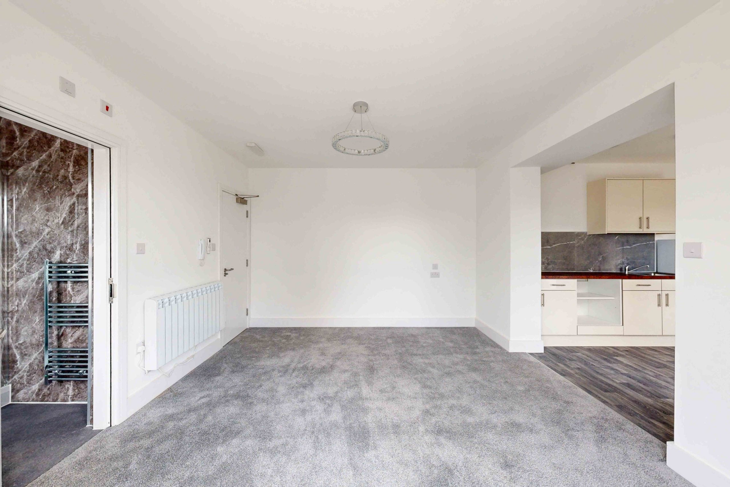 Flat Ifield Road in Crawley