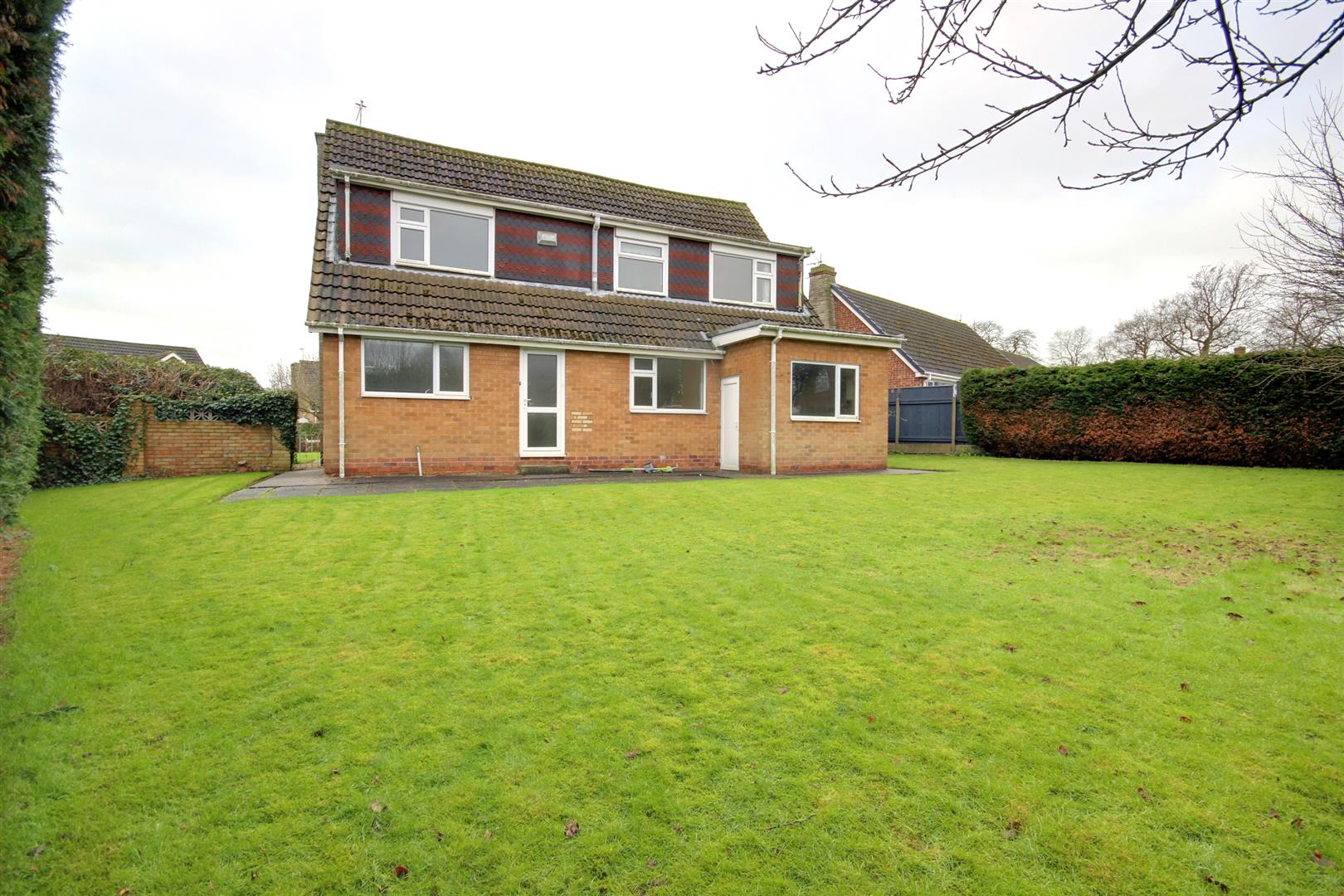 House Brantingham Close in Cottingham