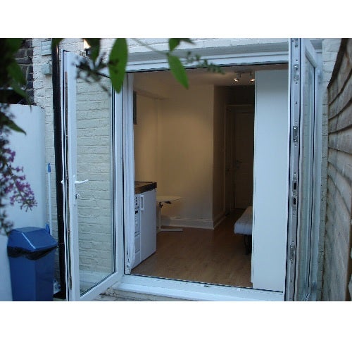 Flat Dawes Road in Greater London