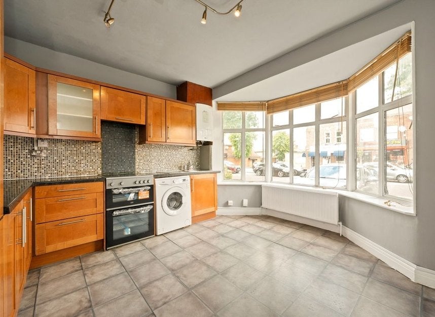 House Bilton Road in Greater London
