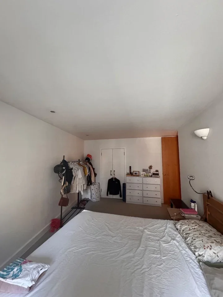 Room Borough High Street in Greater London