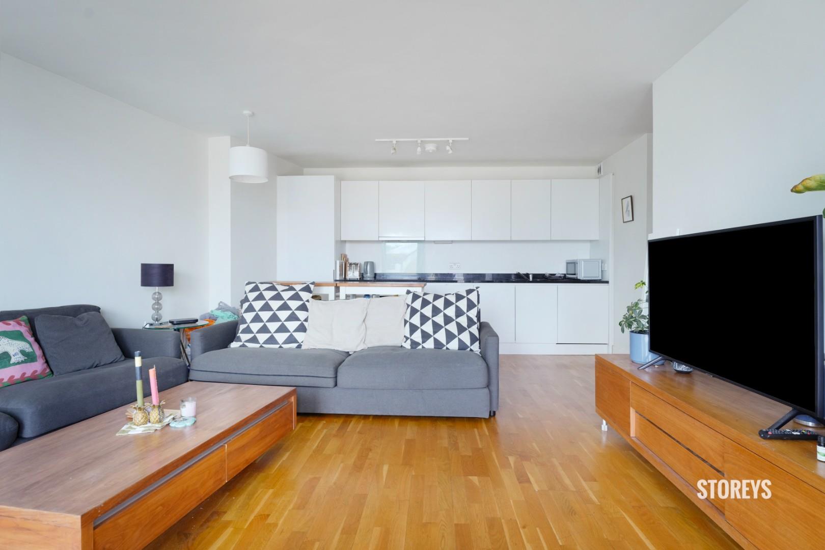 Flat Queensbridge Road in Greater London