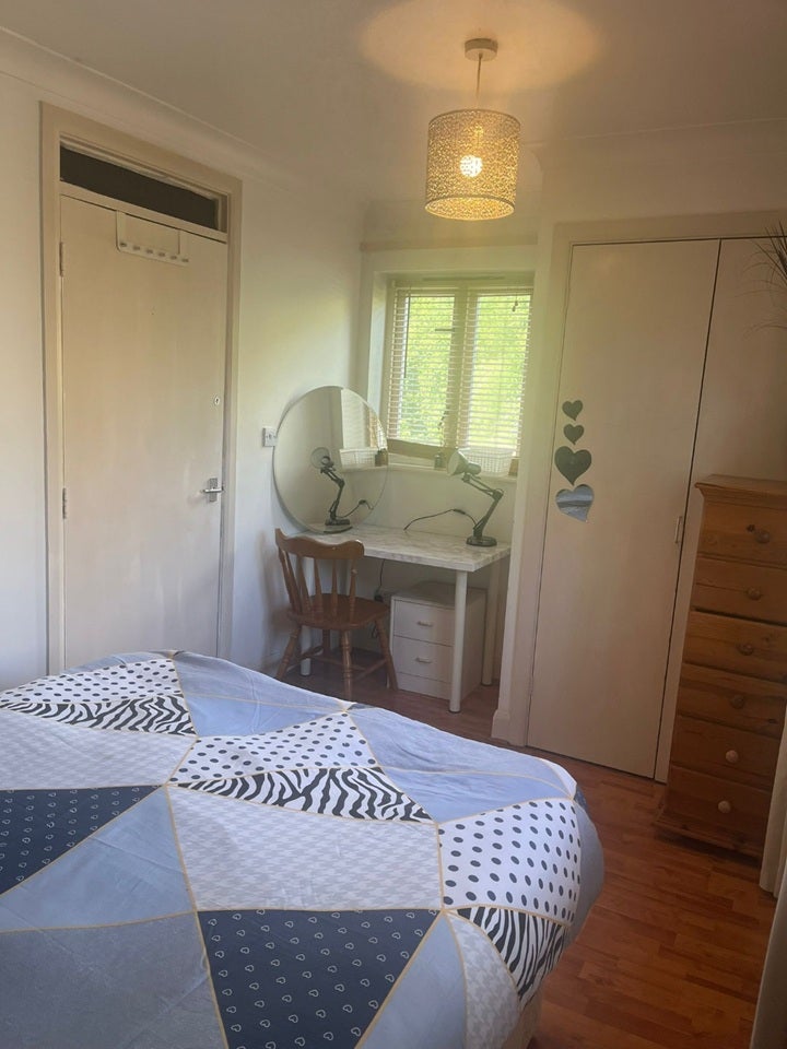 Room Lockgate Close in Greater London