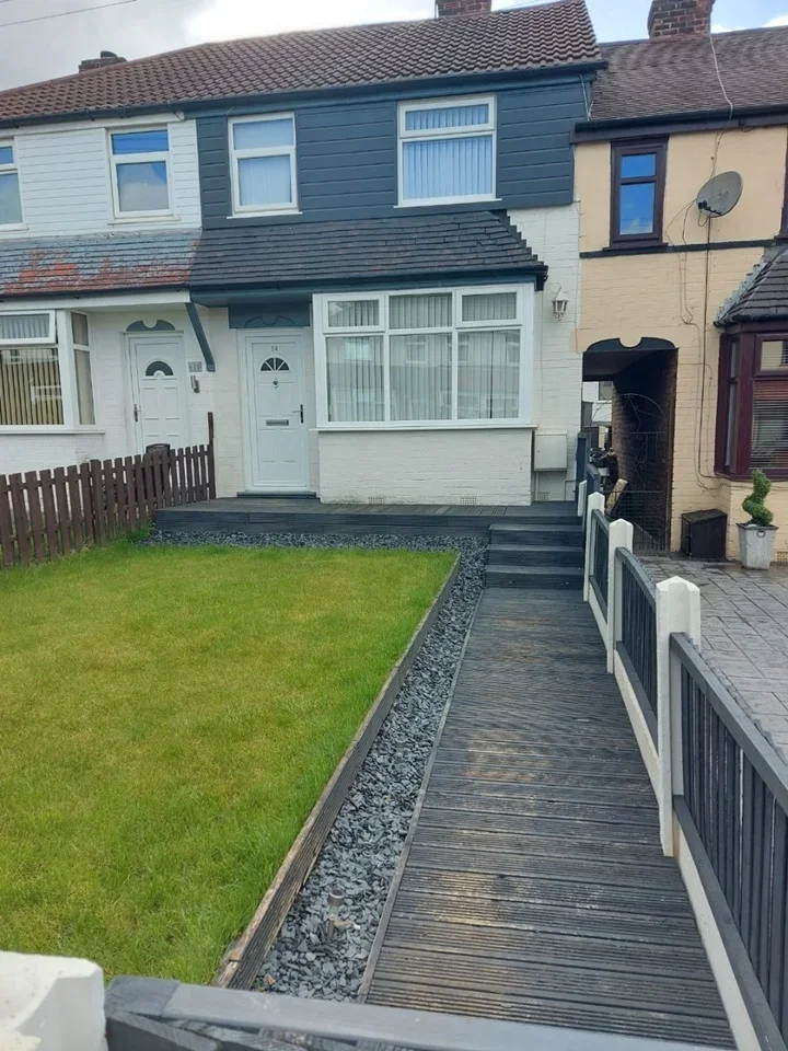 House Brindley Avenue in Manchester