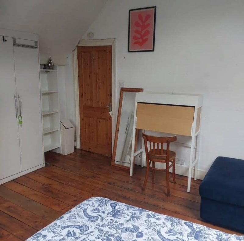 Room Sandringham Road in Greater London